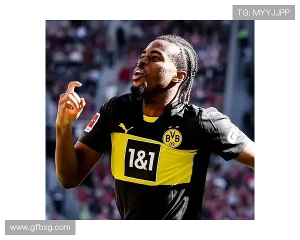 多特战弗赖堡：吉拉西与拜尔组合首发